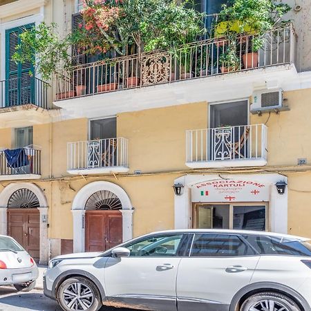 Stazione Centrale & Universita Lovely Apartment Bari Exterior photo