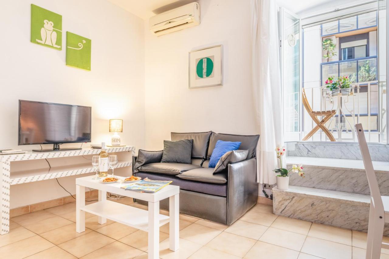 Stazione Centrale & Universita Lovely Apartment Bari Exterior photo