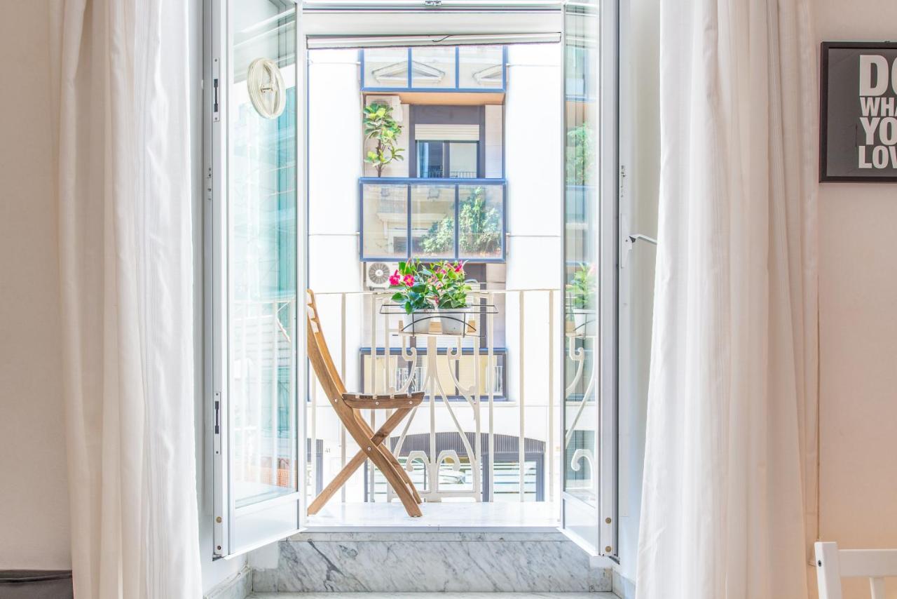 Stazione Centrale & Universita Lovely Apartment Bari Exterior photo